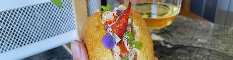 Lobster roll – recept på mini lobster rolls med vit Rioja